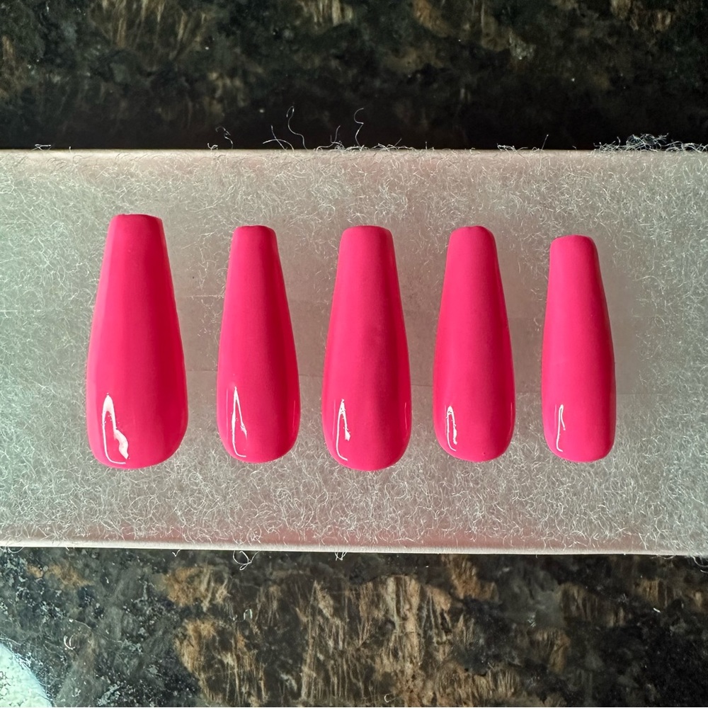 “Dream House” Press On Set by LoveScottiNails